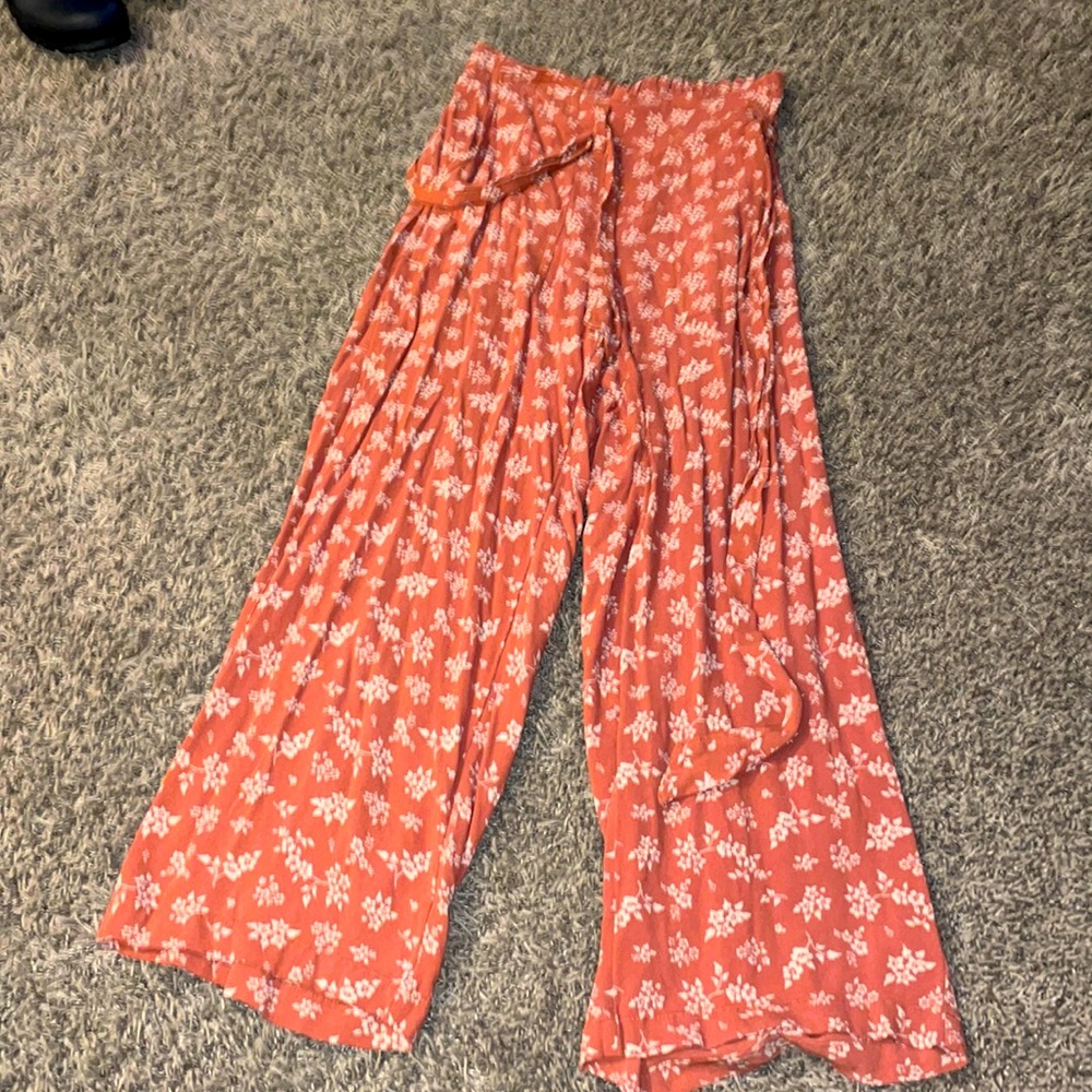 Wide leg pants